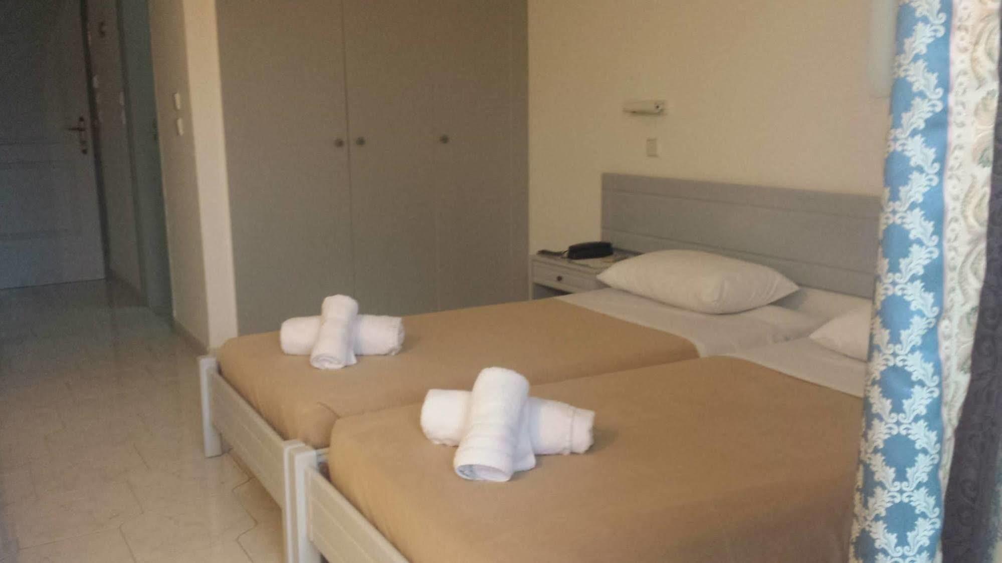 Aparthotel Summer Days 3*